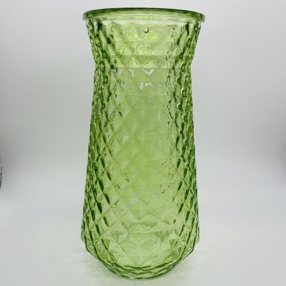 Vintage Paula DPS Diamond Pineapple Textured Pattern Green Art Glass Vase 9” - Picture 2 of 4